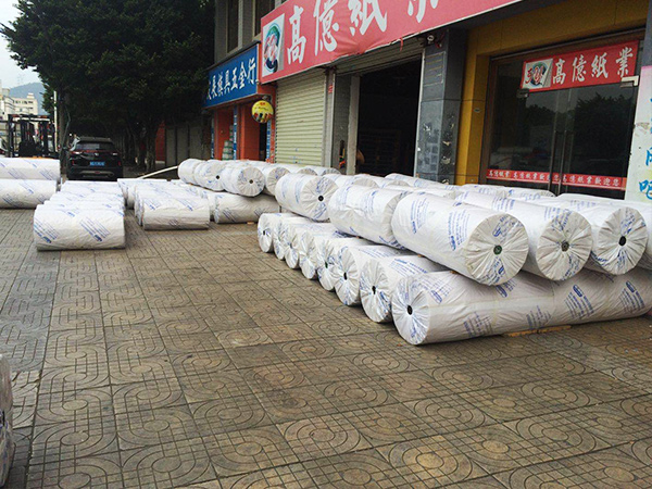 卷筒半透明紙廠(chǎng)商