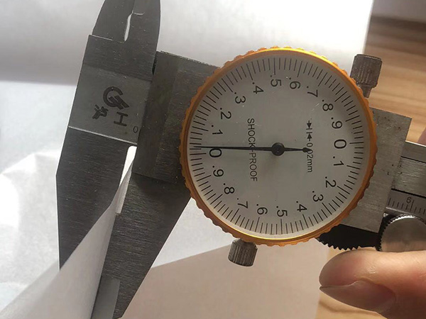 東莞食品級(jí)卷筒半透明24-30克、印刷卷筒半透明